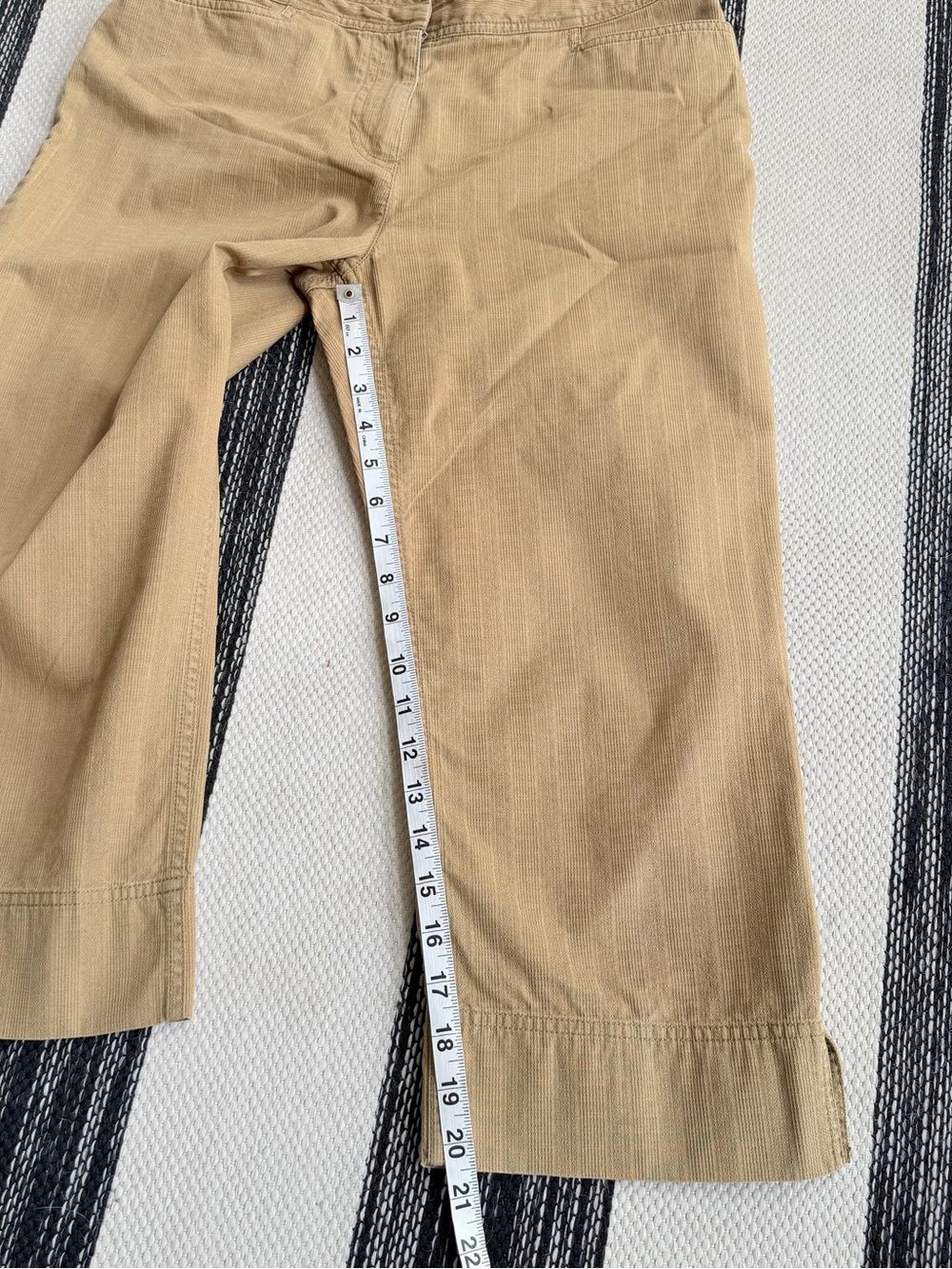 J. Jill Women's Tan Genuine Fit Below Waist Capri Pants‎ Size 8 - Picture 9 of 10